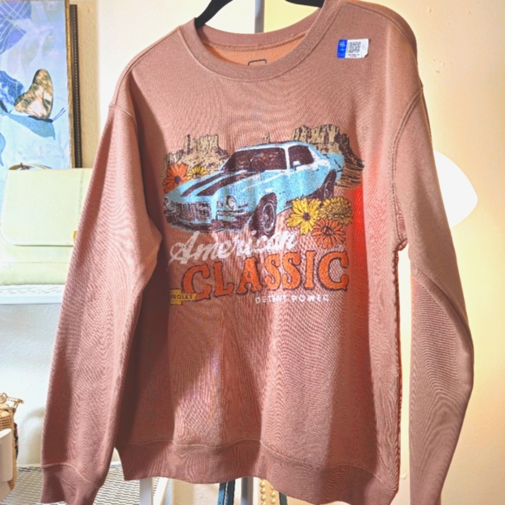 Blush pink Chevrolet medium pullover new never worn no tags